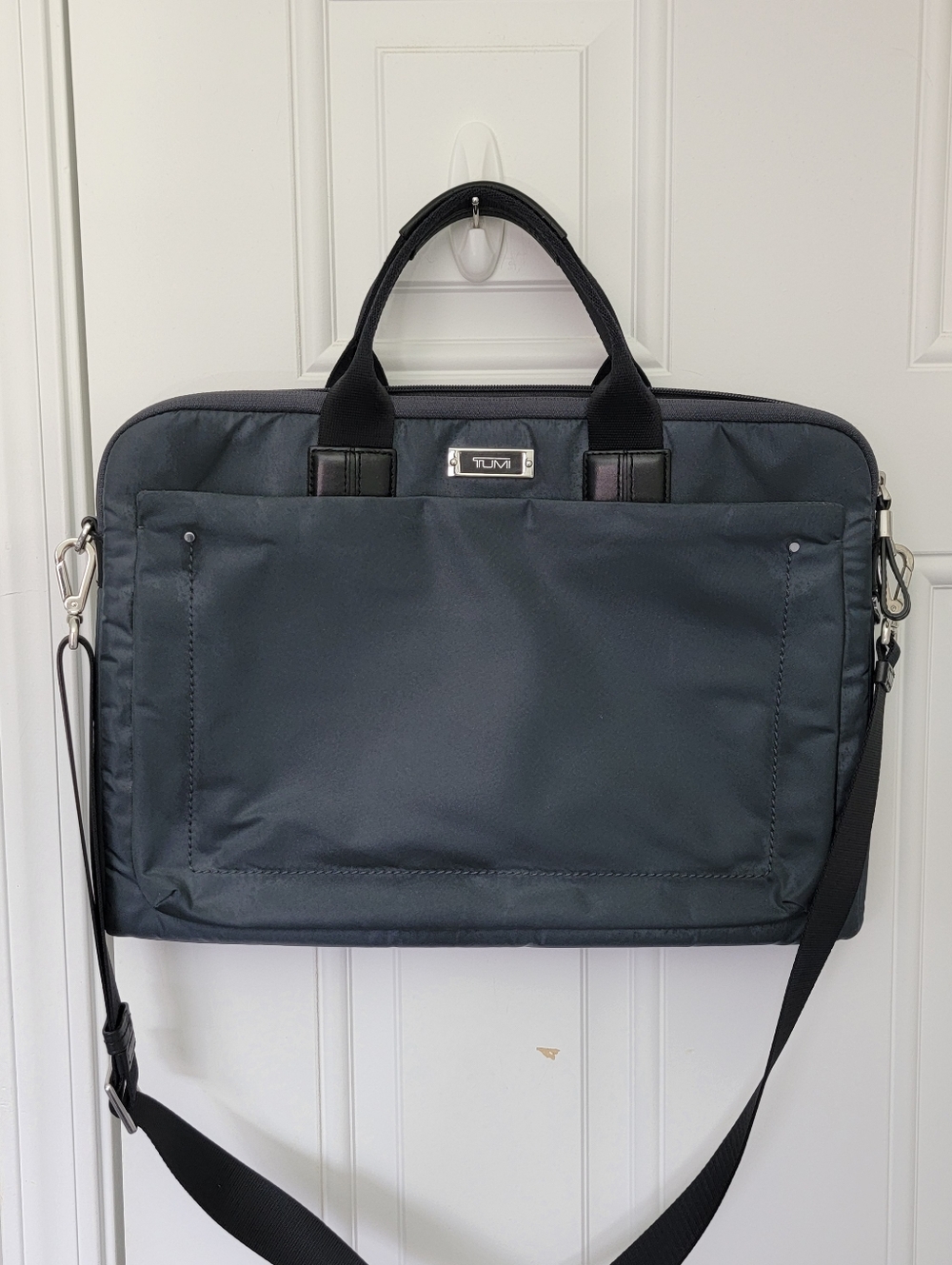 TUMI Voyageur Macon Charcoal Nylon Laptop Computer Tablet Bag EUC Versatile